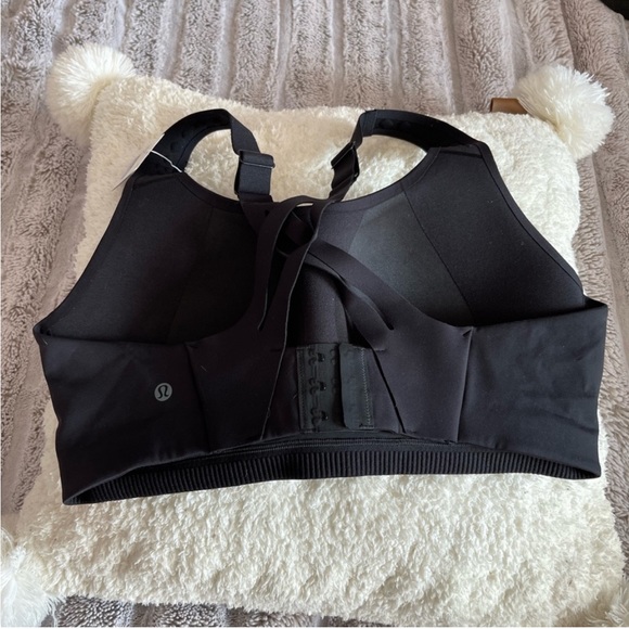 BNWT Lululemon Air support 38D - Picture 3 of 5